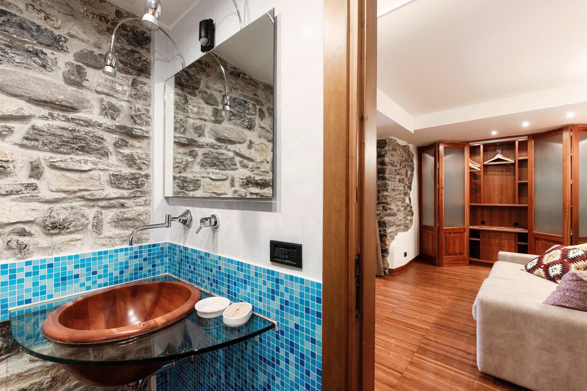 Апартаменты Crotto Polirolo - The House Of Travelers Черноббио Экстерьер фото