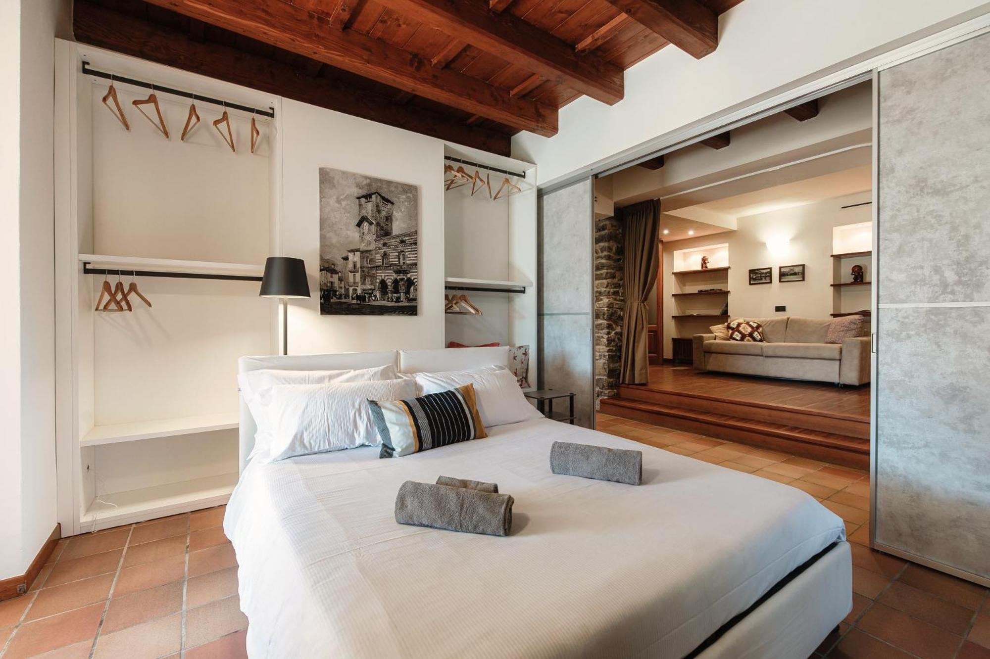 Апартаменты Crotto Polirolo - The House Of Travelers Черноббио Экстерьер фото